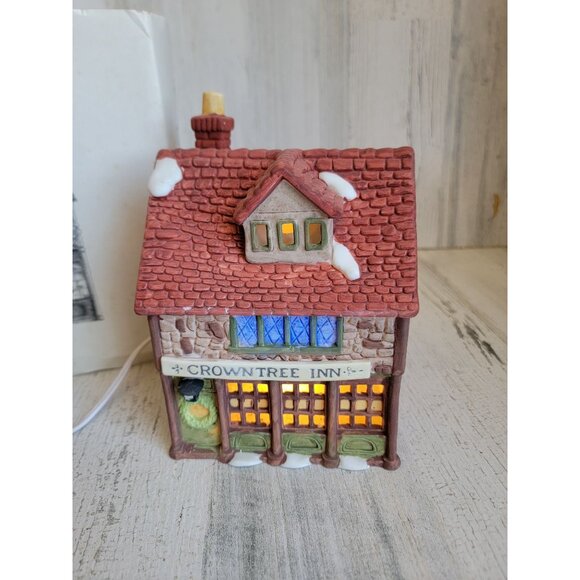 Dept 56 65153 Crowntree inn village accessory xmas - Picture 2 of 9